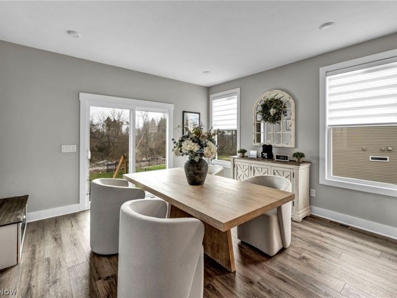 2818 Weeping Pine Drive, Medina, OH 44256 Photo 9