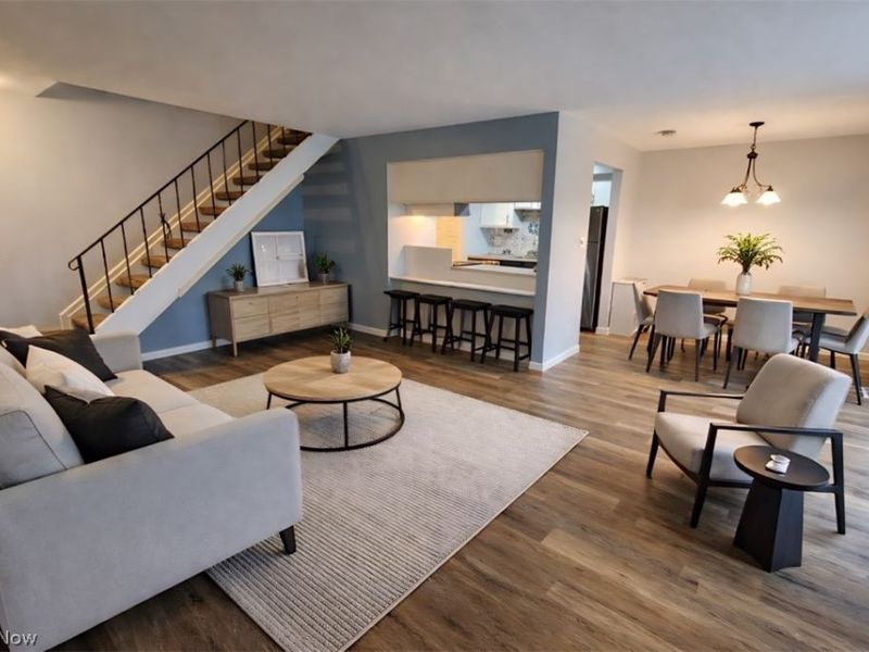 8011 Colonial Drive, Unit C, Mentor, OH 44060 Photo 2