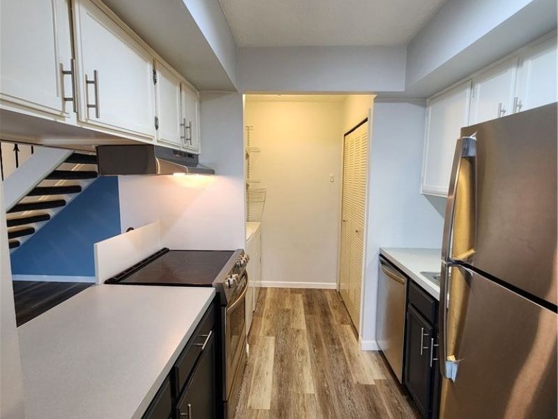 8011 Colonial Drive, Unit C, Mentor, OH 44060 Photo 4