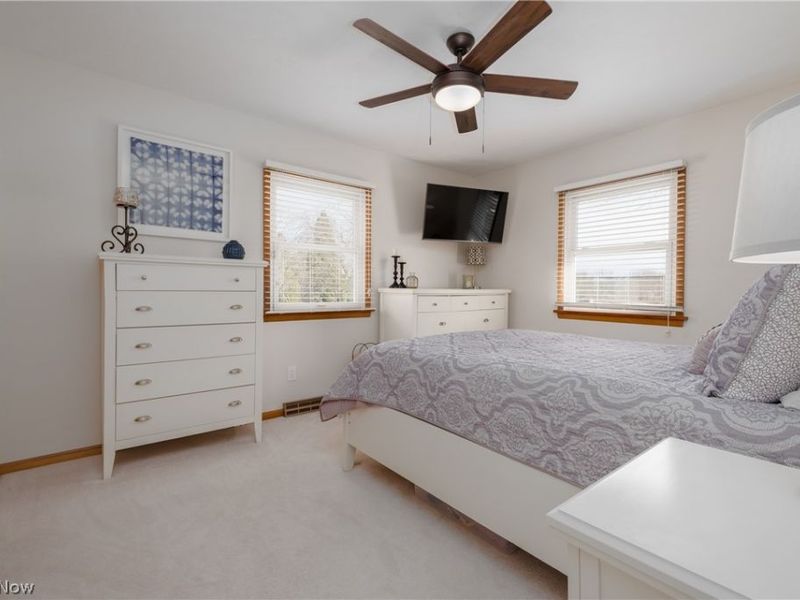 8140 W Wadora Circle NW, North Canton, OH 44720 Photo 17