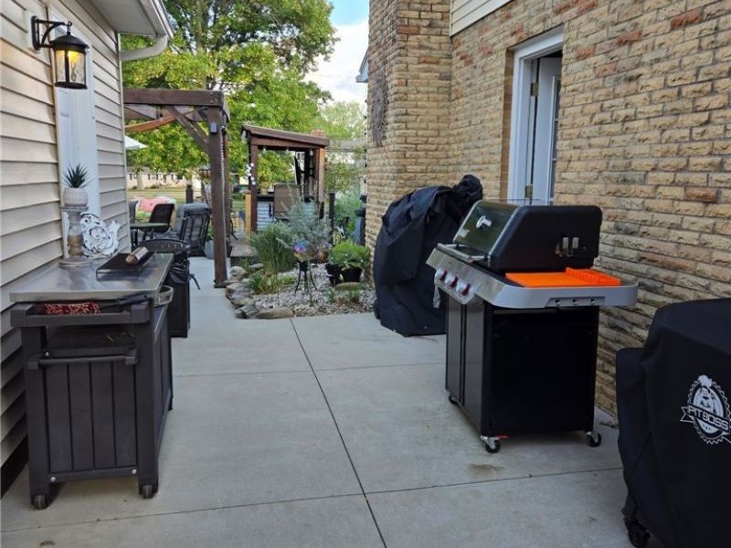 8140 W Wadora Circle NW, North Canton, OH 44720 Photo 30