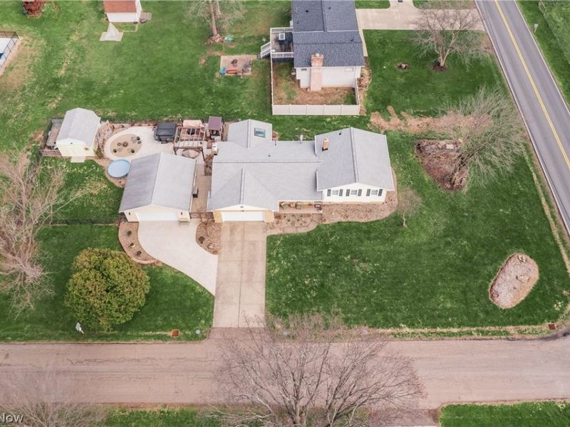 8140 W Wadora Circle NW, North Canton, OH 44720 Photo 37