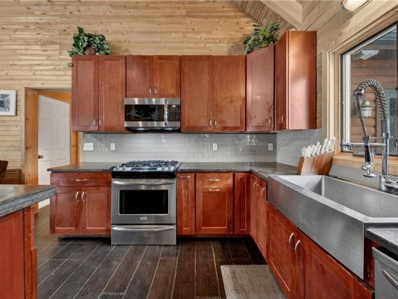 1693 Middleton Road, Hudson, OH 44236 Photo 2