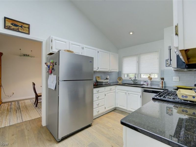 3791-2 Hickory Nut Trail, Unit K2, Orange, OH 44022 Photo 8