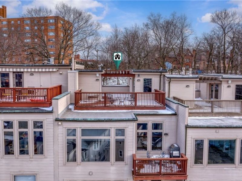 2345 Edgehill Road, Cleveland, OH 44106 Photo 4