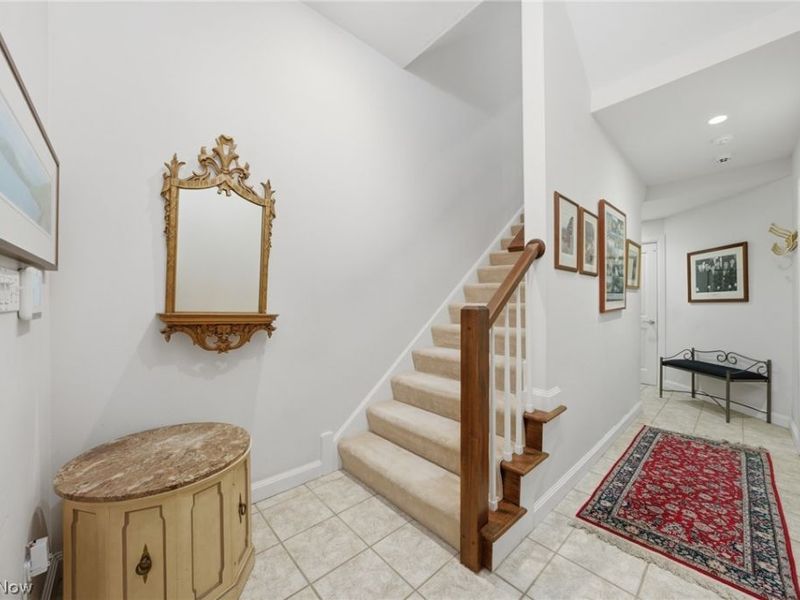 2345 Edgehill Road, Cleveland, OH 44106 Photo 6