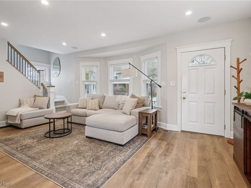 1545 Rockway Avenue, Lakewood, OH 44107 Photo 4