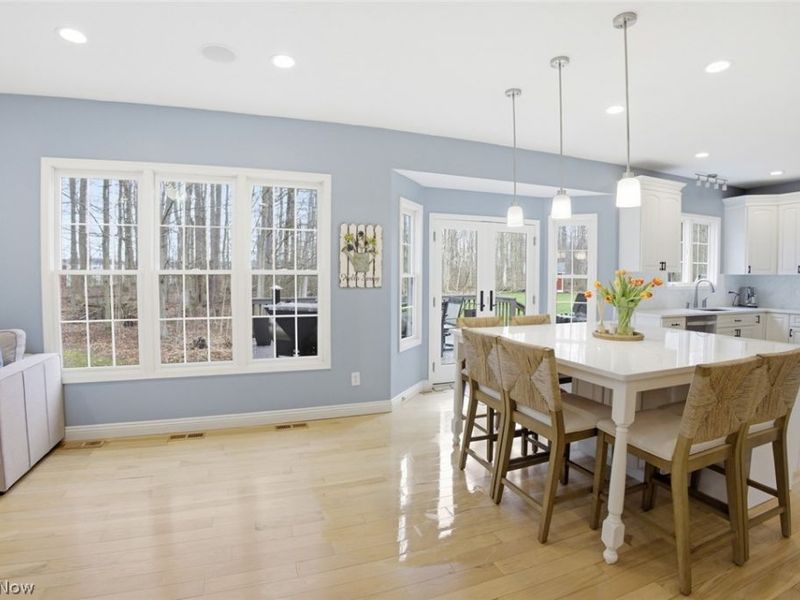 16625 Auburn Springs Drive, Chagrin Falls, OH 44023 Photo 4