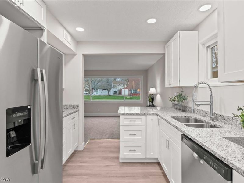 1757 Windsor Street, Cuyahoga Falls, OH 44221 Photo 11