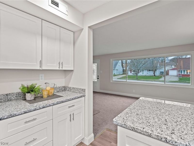 1757 Windsor Street, Cuyahoga Falls, OH 44221 Photo 12