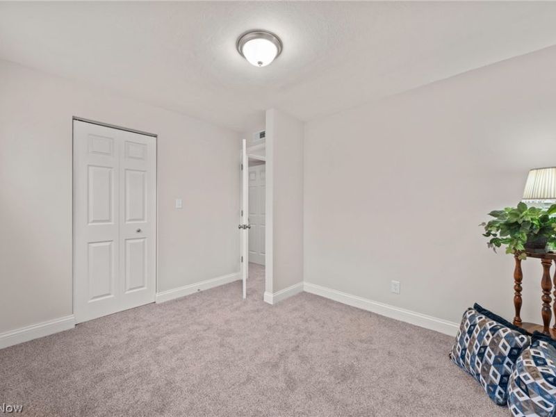 1757 Windsor Street, Cuyahoga Falls, OH 44221 Photo 20