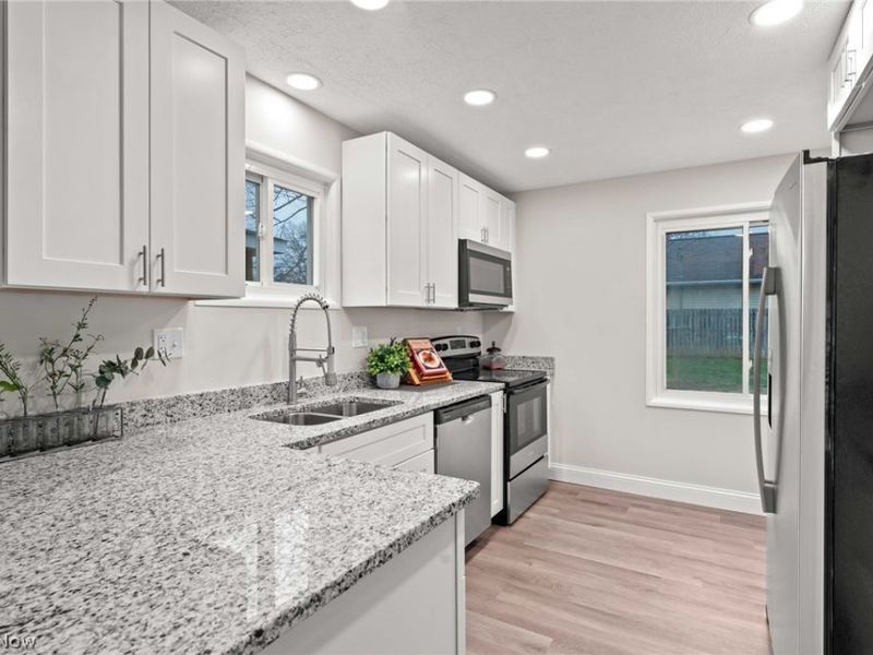 1757 Windsor Street, Cuyahoga Falls, OH 44221 Photo 7