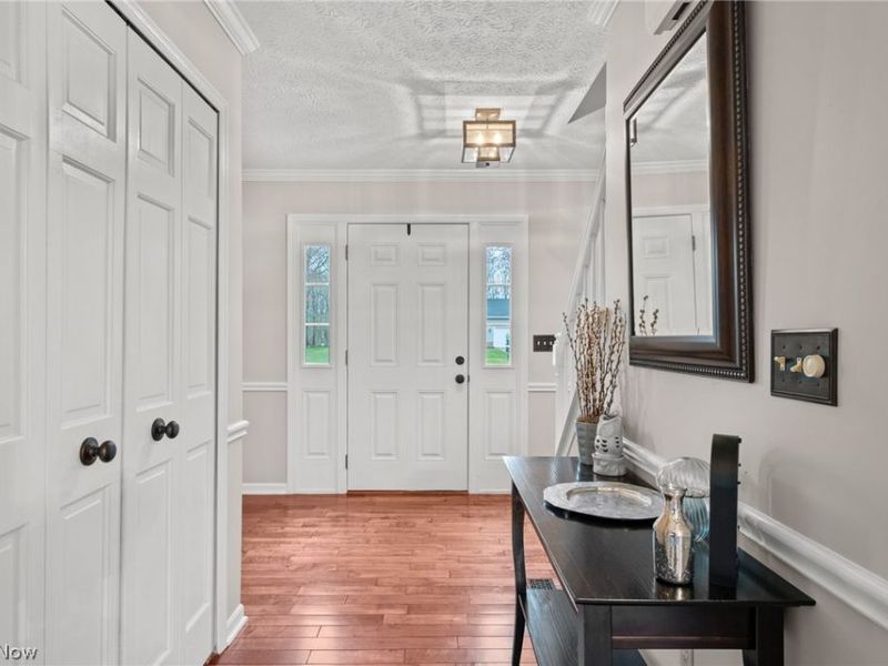 917 Silverberry Lane, Hudson, OH 44236 Photo 4