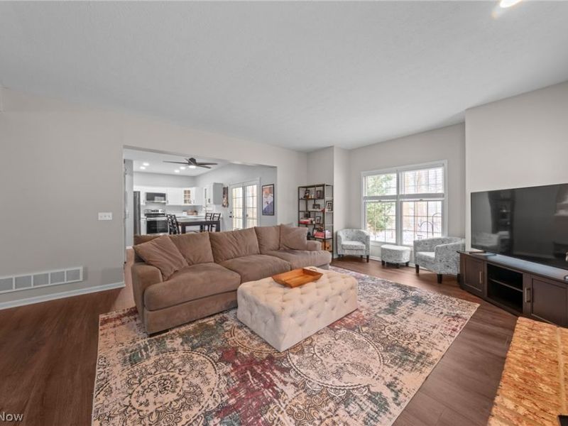 965 Silverberry Lane, Hudson, OH 44236 Photo 13