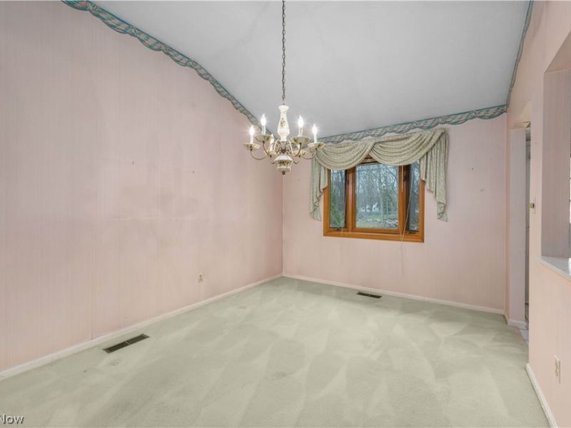 5610 Dorothy Drive, North Olmsted, OH 44070 Photo 12