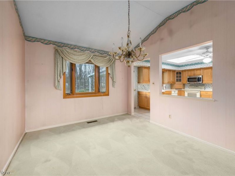 5610 Dorothy Drive, North Olmsted, OH 44070 Photo 13