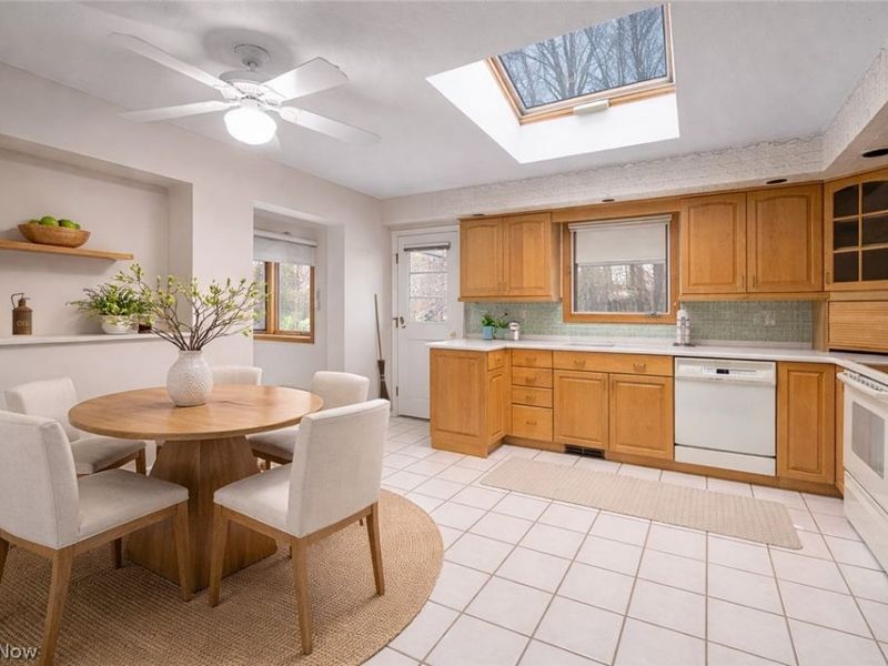 5610 Dorothy Drive, North Olmsted, OH 44070 Photo 15