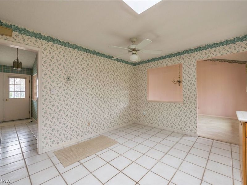 5610 Dorothy Drive, North Olmsted, OH 44070 Photo 19