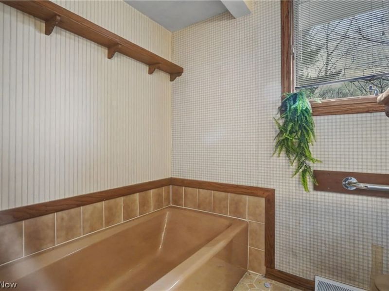 1138 Lower Drive, Kent, OH 44240 Photo 20