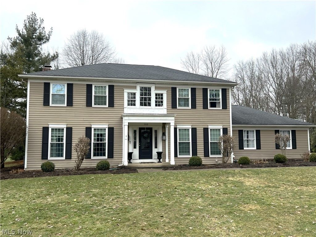 103 Chadbourne Drive, Hudson, OH 44236