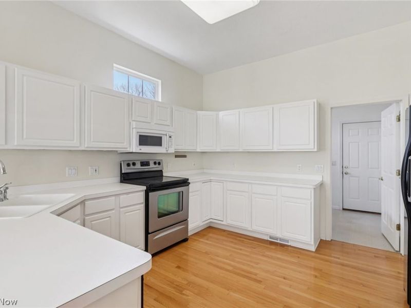 11320 S Forest Drive, Concord, OH 44077 Photo 18