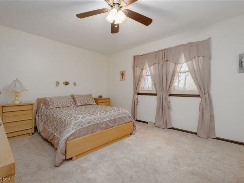 7951 Lake O Springs Avenue NW, North Canton, OH 44720 Photo 18