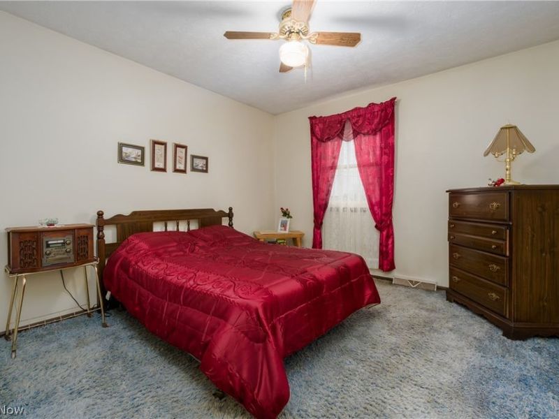 7951 Lake O Springs Avenue NW, North Canton, OH 44720 Photo 23