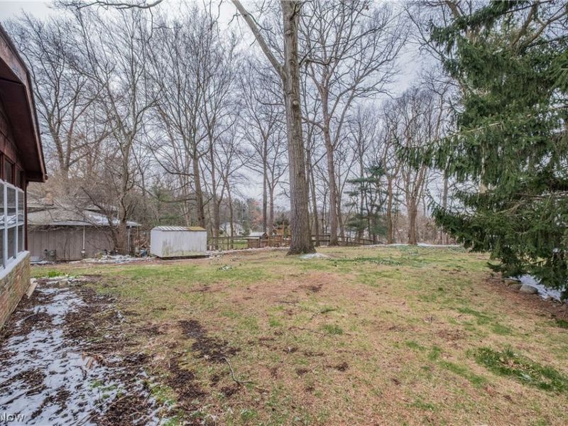 7951 Lake O Springs Avenue NW, North Canton, OH 44720 Photo 26