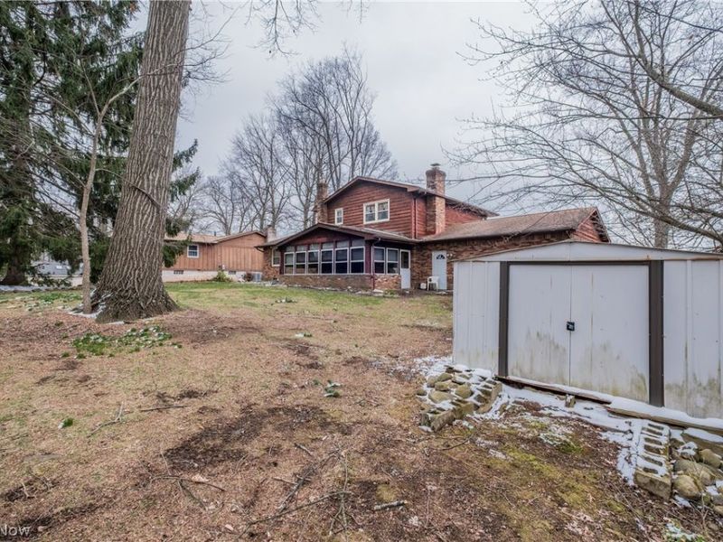 7951 Lake O Springs Avenue NW, North Canton, OH 44720 Photo 27