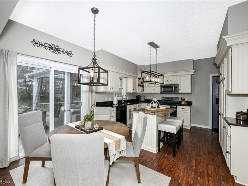 240 Gloucester Drive, Medina, OH 44256 Photo 10