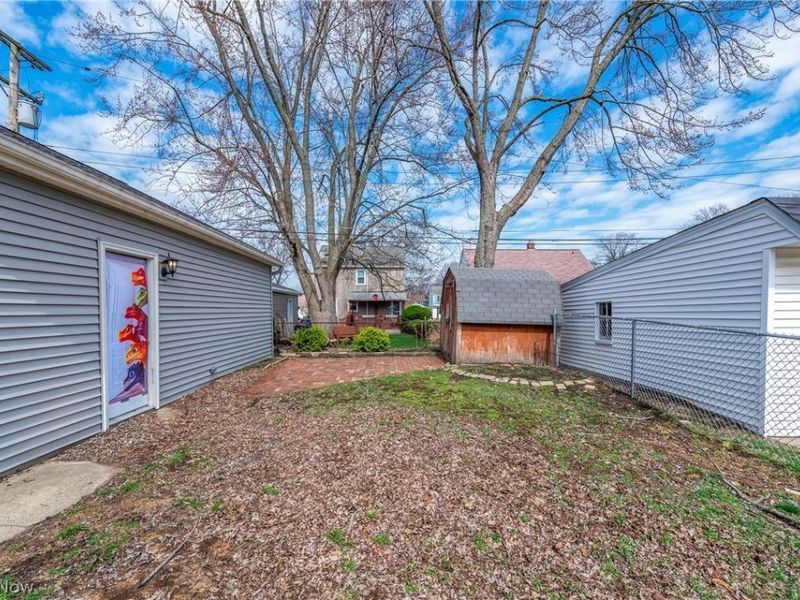 20798 Eastwood Avenue, Fairview Park, OH 44126 Photo 31