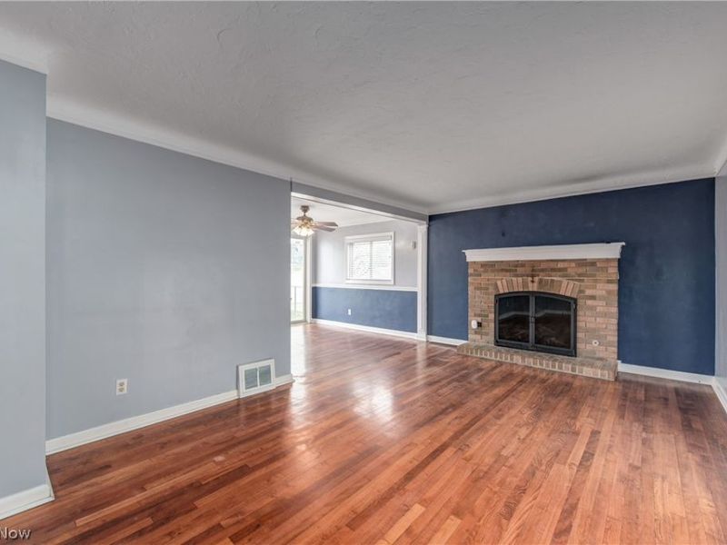 20798 Eastwood Avenue, Fairview Park, OH 44126 Photo 4