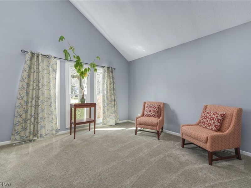 287 Greenbriar Drive, Avon Lake, OH 44012 Photo 6