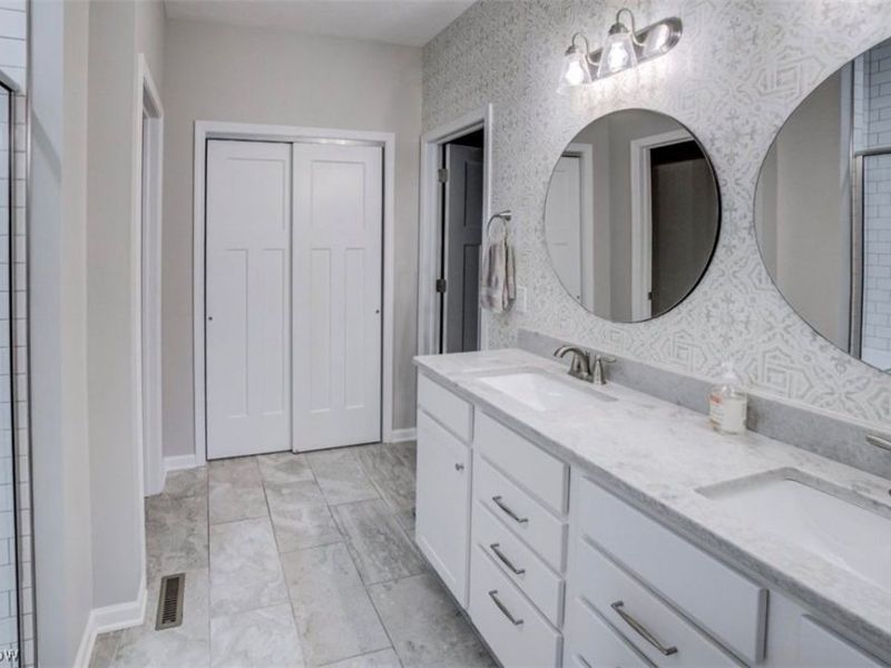 5091 Chillicothe Road, Chagrin Falls, OH 44022 Photo 22