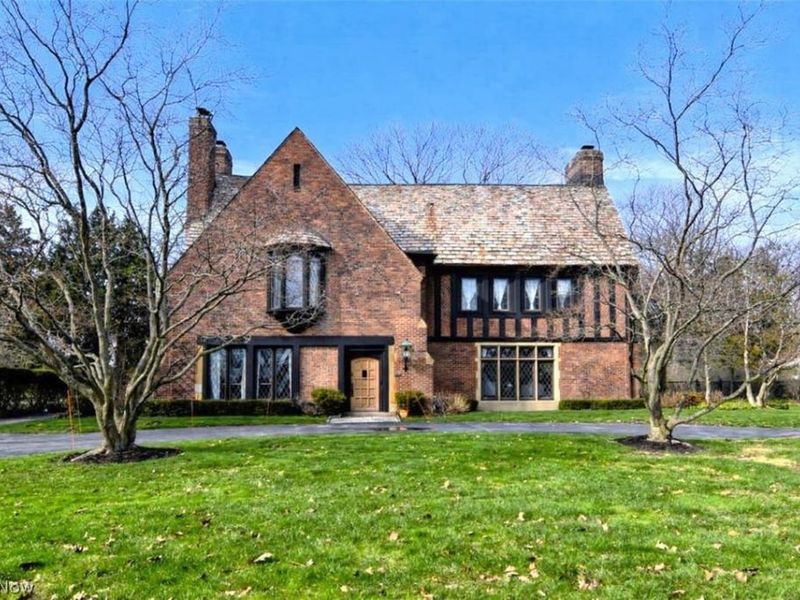 20849 Shaker Boulevard, Shaker Heights, OH 44122 Photo 1