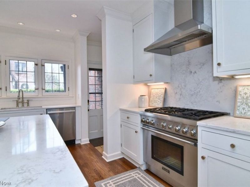 20849 Shaker Boulevard, Shaker Heights, OH 44122 Photo 11