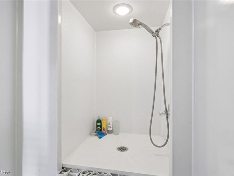 1979 Idlehurst Drive, Euclid, OH 44117 Photo 28