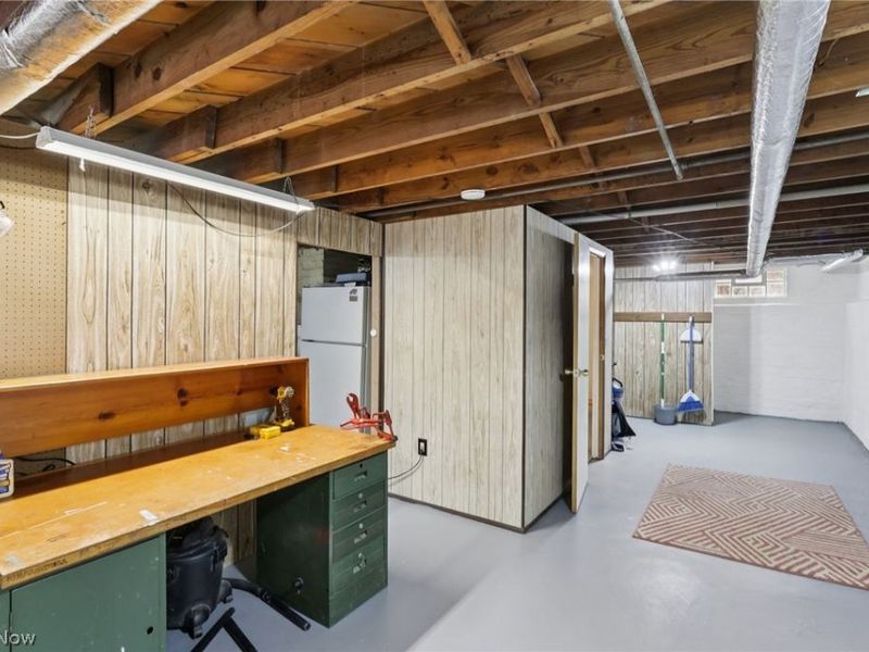 1979 Idlehurst Drive, Euclid, OH 44117 Photo 29