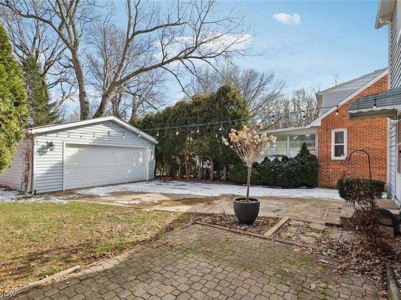 1979 Idlehurst Drive, Euclid, OH 44117 Photo 32