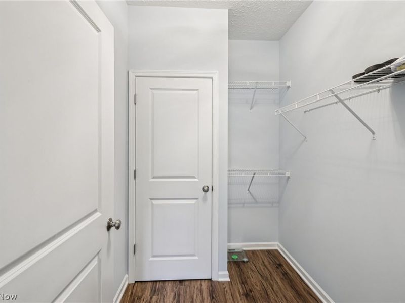 271 Silver Spring Circle, Elyria, OH 44035 Photo 21