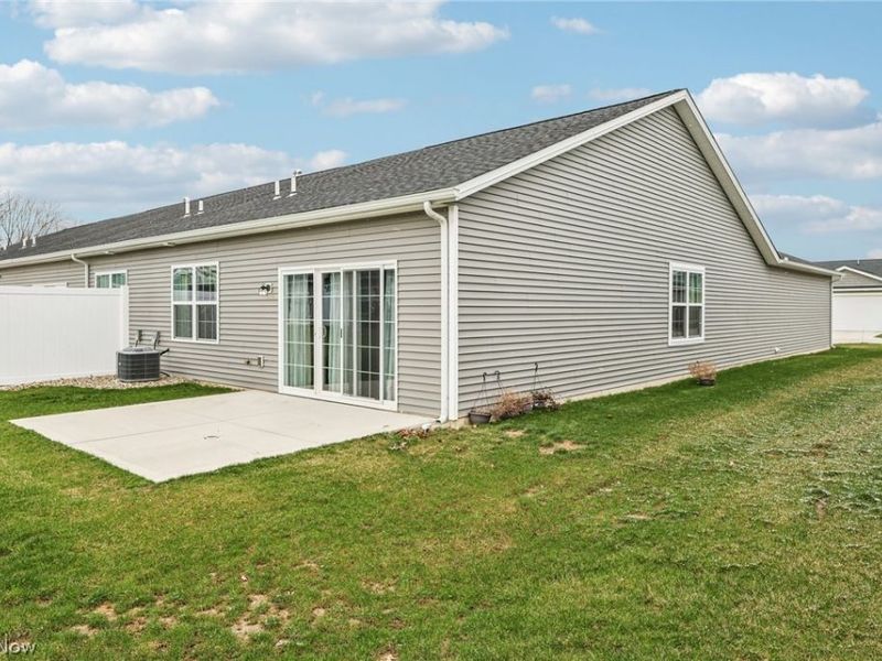 271 Silver Spring Circle, Elyria, OH 44035 Photo 35