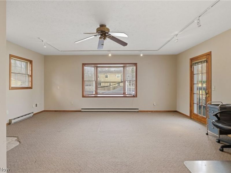 372 Briar Lake Drive, Elyria, OH 44035 Photo 23