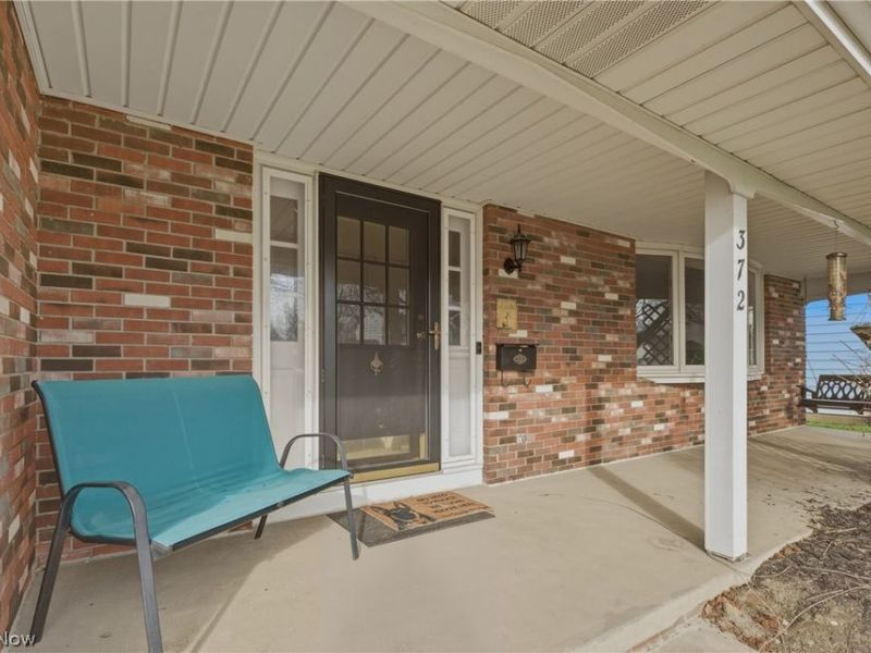 372 Briar Lake Drive, Elyria, OH 44035 Photo 3