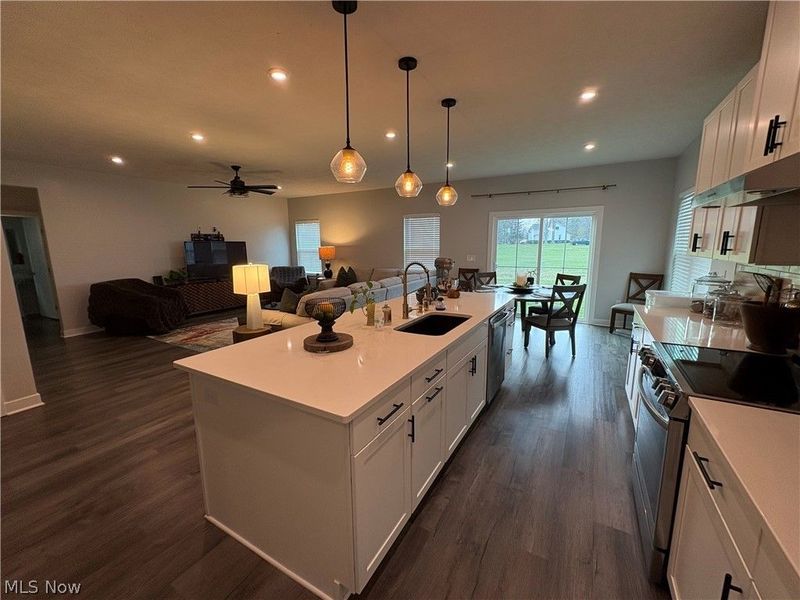 6200 Lila Drive, North Ridgeville, OH 44039 Photo 5