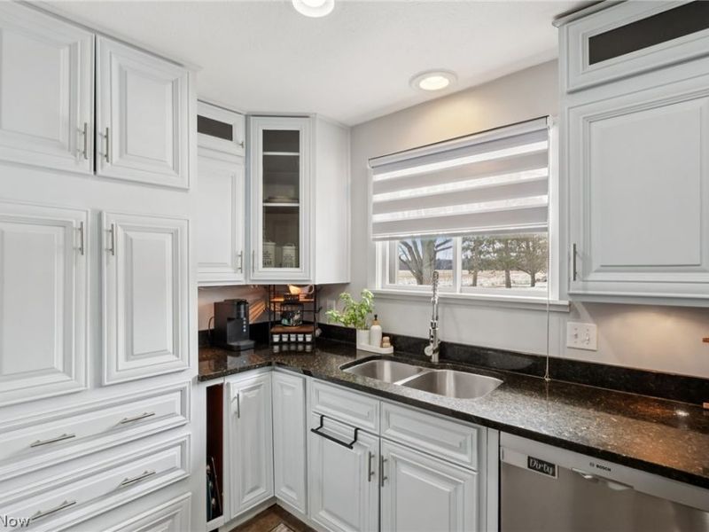 991 Broad Street, Wadsworth, OH 44281 Photo 19