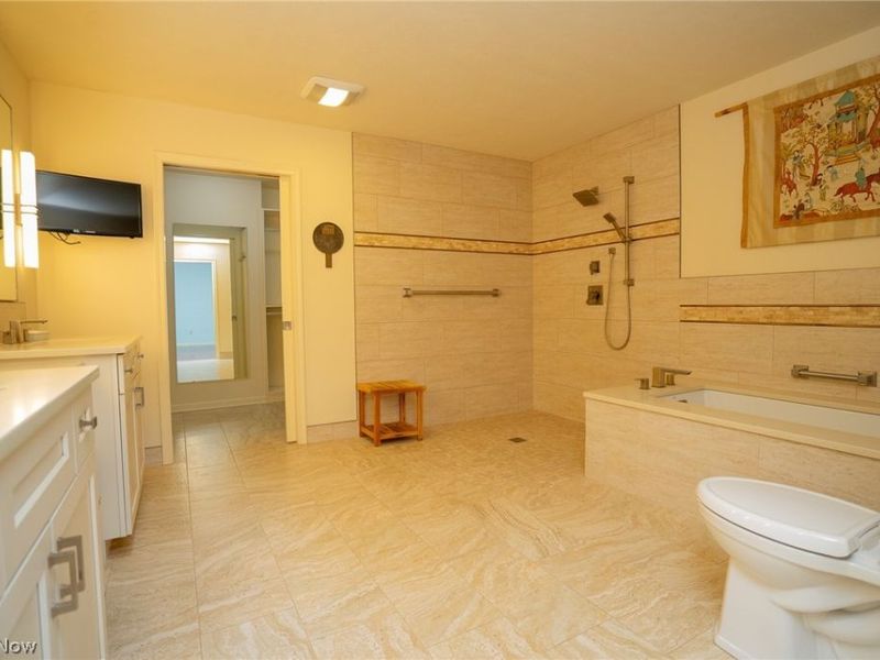 3641 Mercedes Place, Unit 6c, Canfield, OH 44406 Photo 11