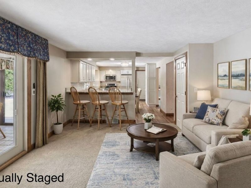 7282 Thornapple Lane, Solon, OH 44139 Photo 3