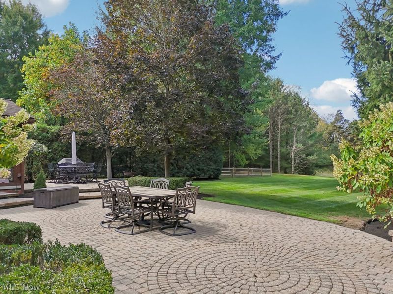 7282 Thornapple Lane, Solon, OH 44139 Photo 32