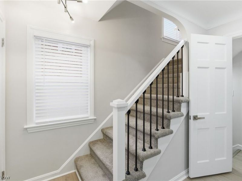 3623 Bainbridge Road, Cleveland Heights, OH 44118 Photo 11