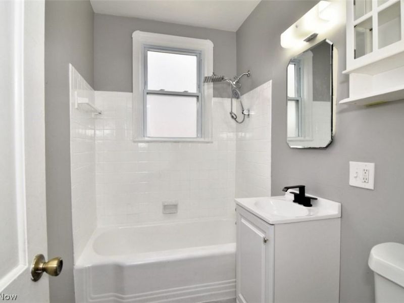 849 S Green Road, South Euclid, OH 44121 Photo 17